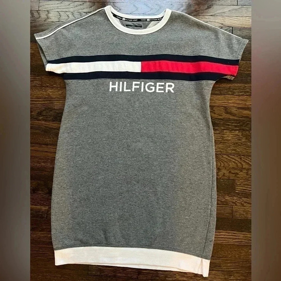 Tommy Hilfiger Dresses & Skirts - Tommy Hilfiger Women’s Sweatshirt Dress Size Small